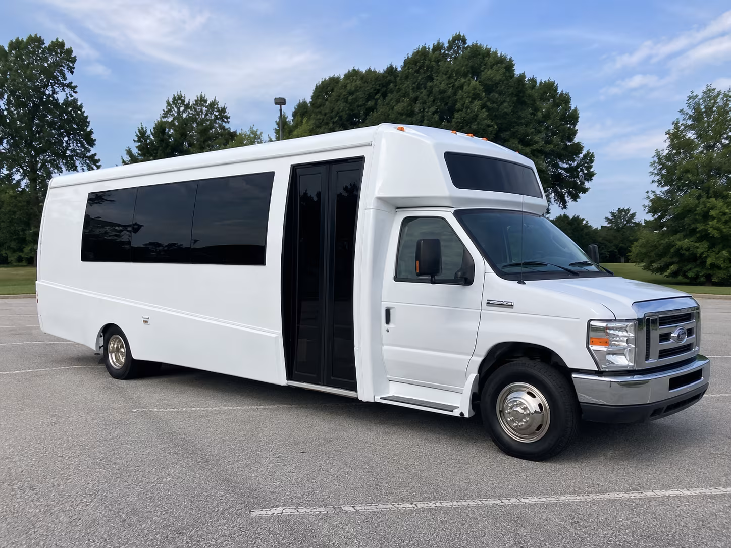 fort worth 18 passenger party bus