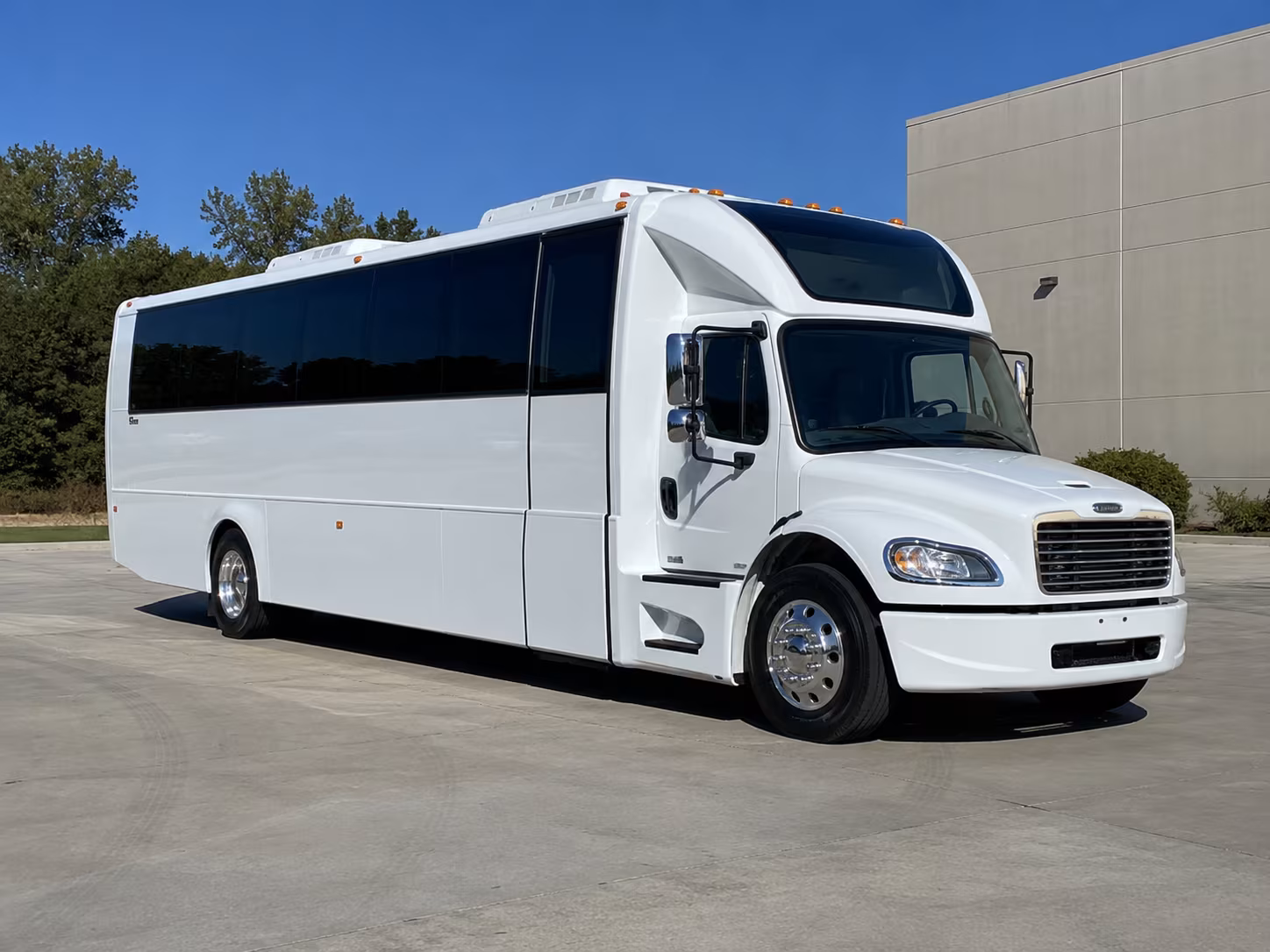 fort worth 28 passenger party bus