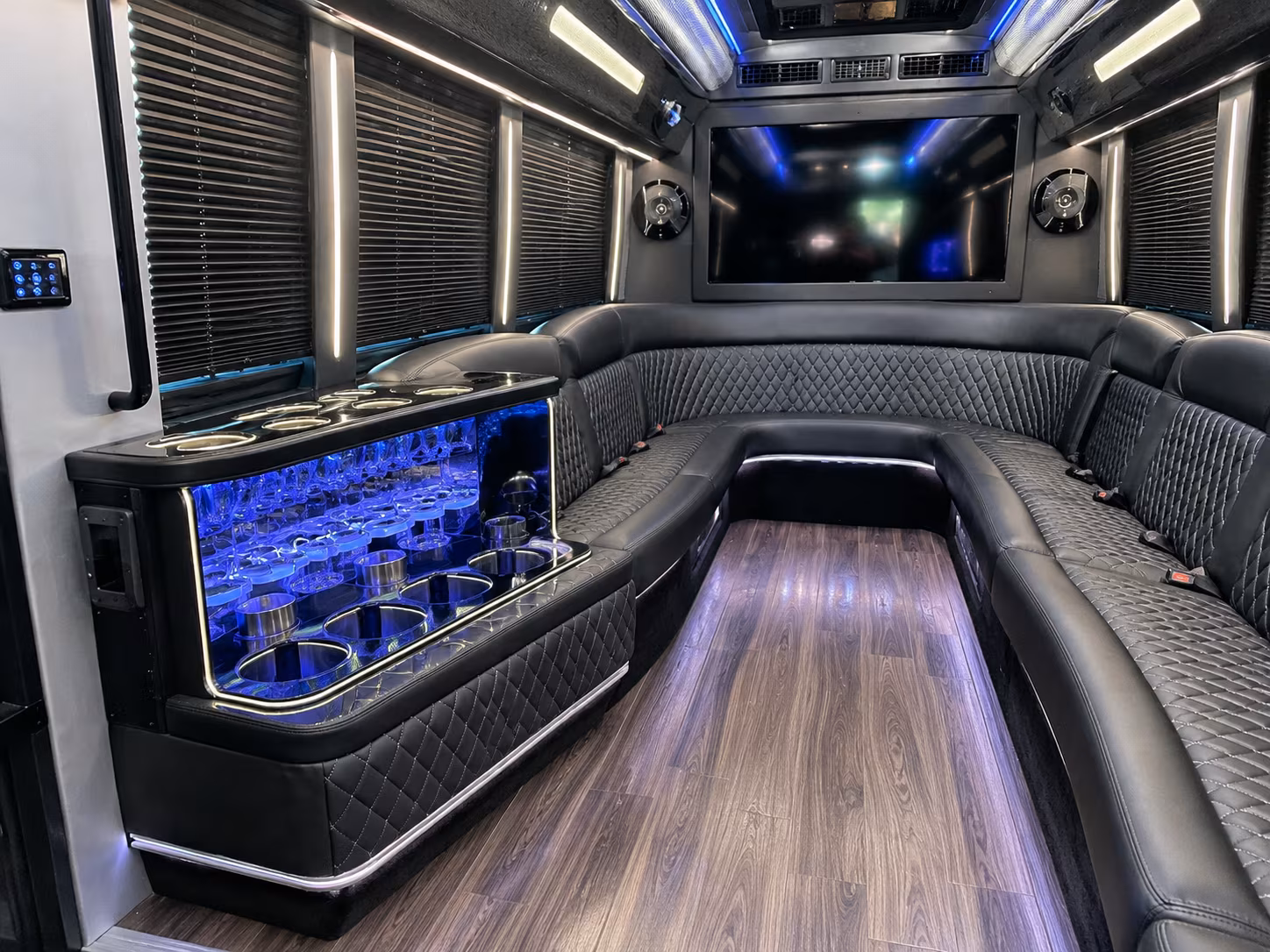 fort worth holiday party bus rental