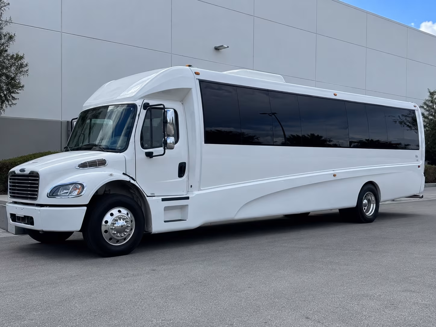 fort worth new years eve party bus rental
