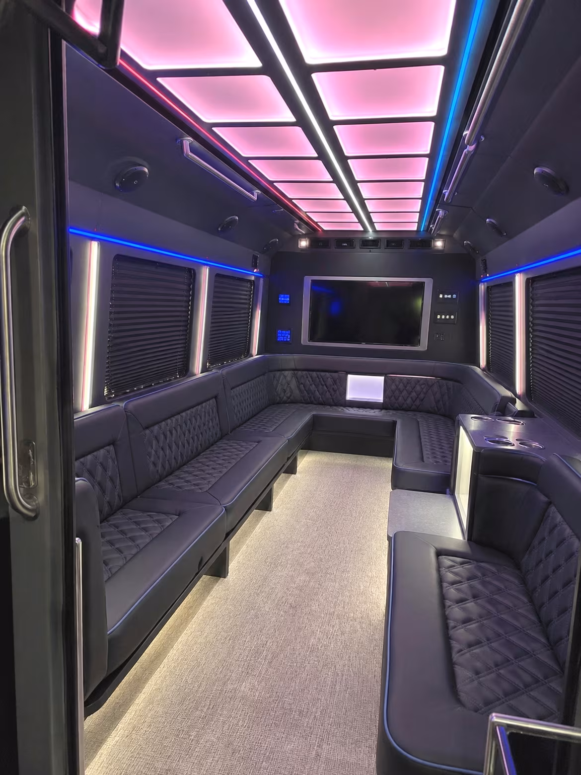 party bus rentals for fort worth bachelorette nights through sundance square