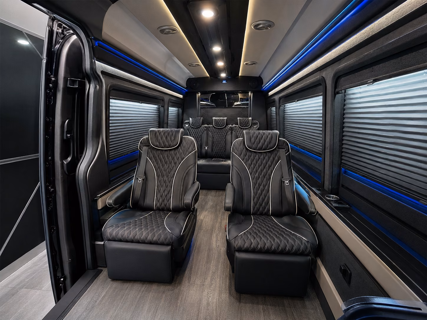 trade show buses for attendees at fort worth convention events